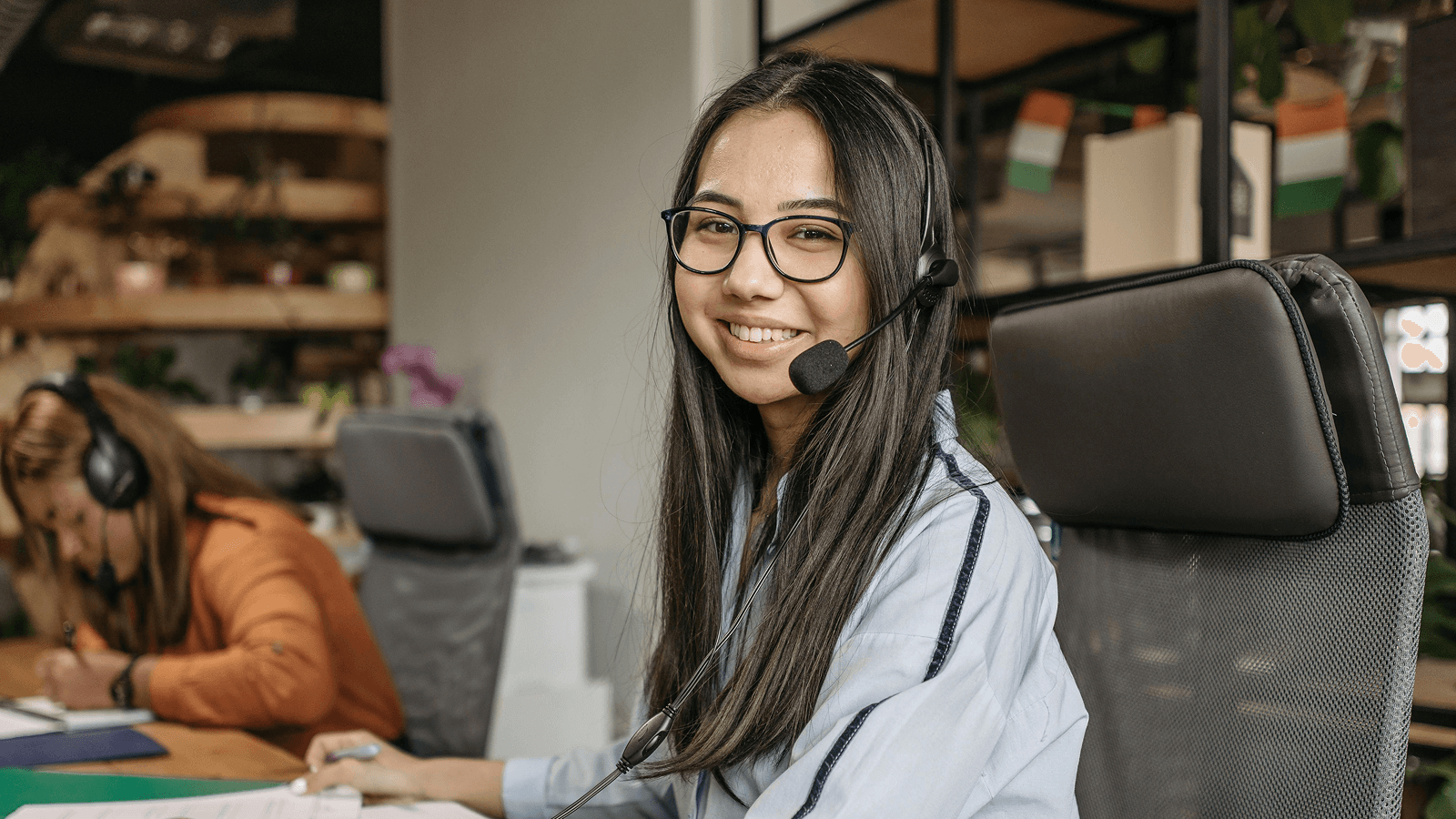 Healthcare Contact Center Best Practices: How AI Agents Boost Performance by 38%